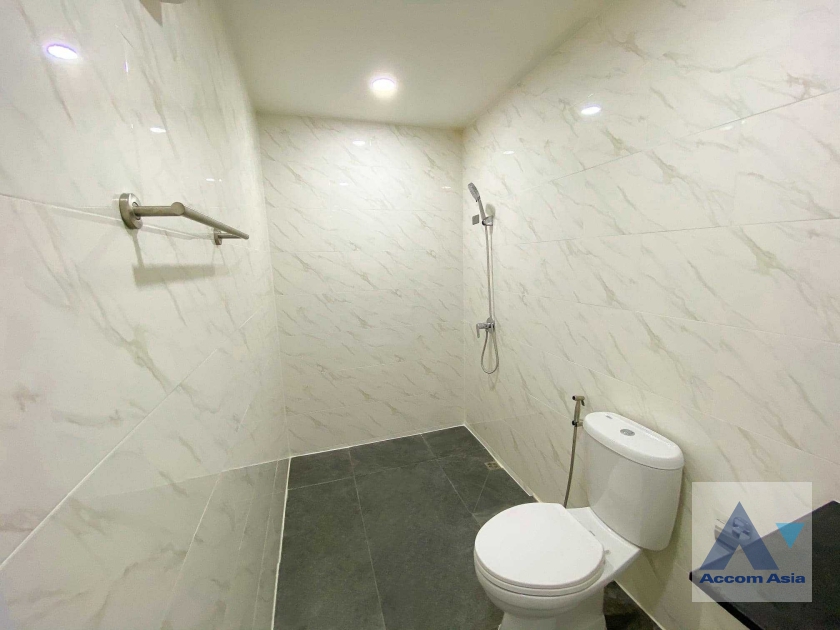 11  3 br Townhouse for rent and sale in Sukhumvit ,Bangkok BTS Udomsuk AA36022