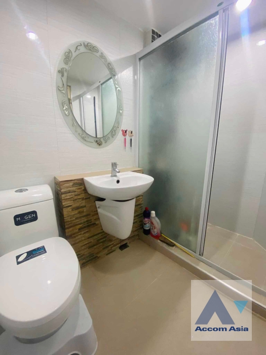 6  1 br Condominium For Sale in Pattanakarn ,Bangkok BTS On Nut at The Magnet Condo AA36028