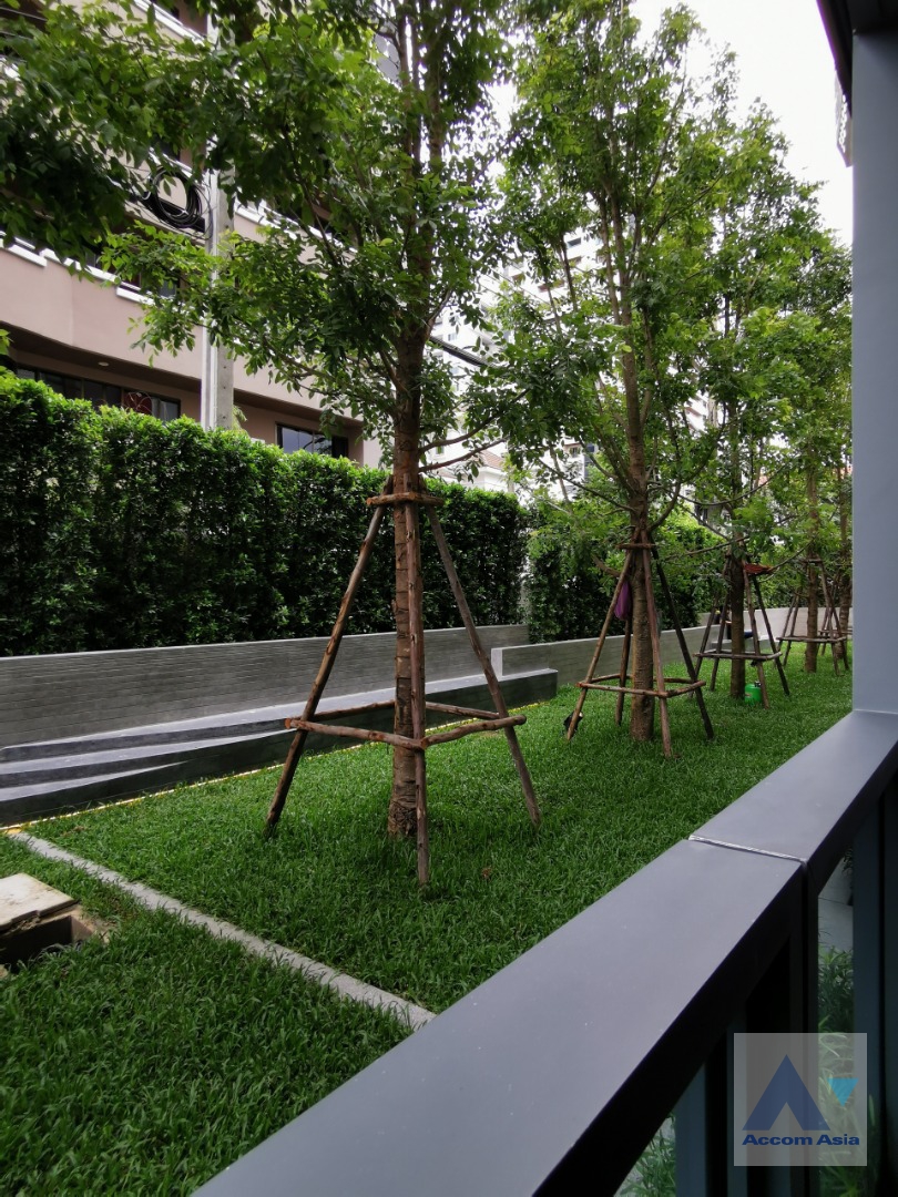 8  1 br Condominium For Sale in Sukhumvit ,Bangkok BTS Ekkamai at Taka Haus AA36038