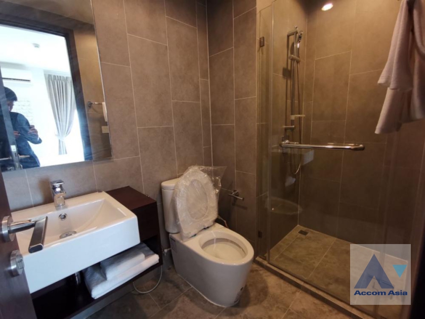 6  1 br Condominium For Sale in Sukhumvit ,Bangkok BTS Ekkamai at C Ekkamai AA36072