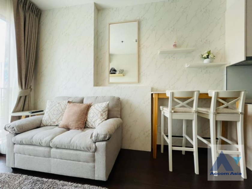  2  1 br Condominium For Sale in Sukhumvit ,Bangkok BTS Ekkamai at C Ekkamai AA36072