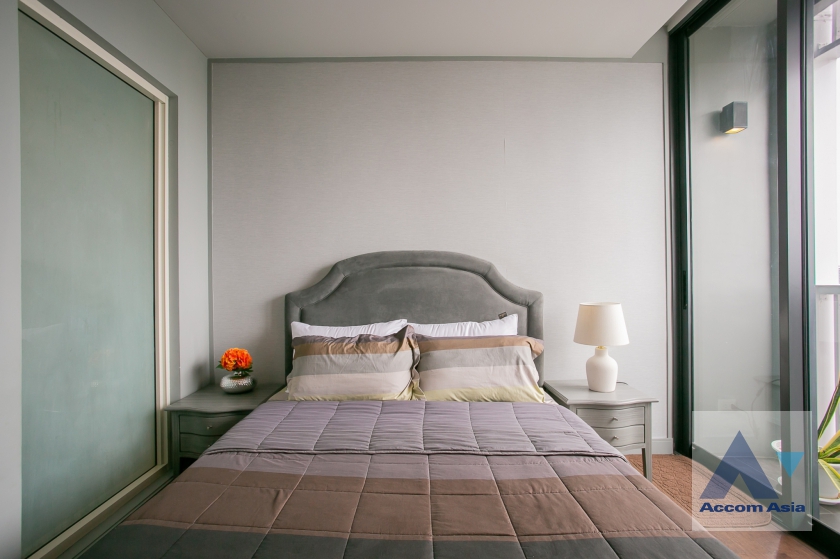 5  1 br Condominium For Sale in Ratchadaphisek ,Bangkok MRT Rama 9 at A Space id Asoke-Ratchada AA36085