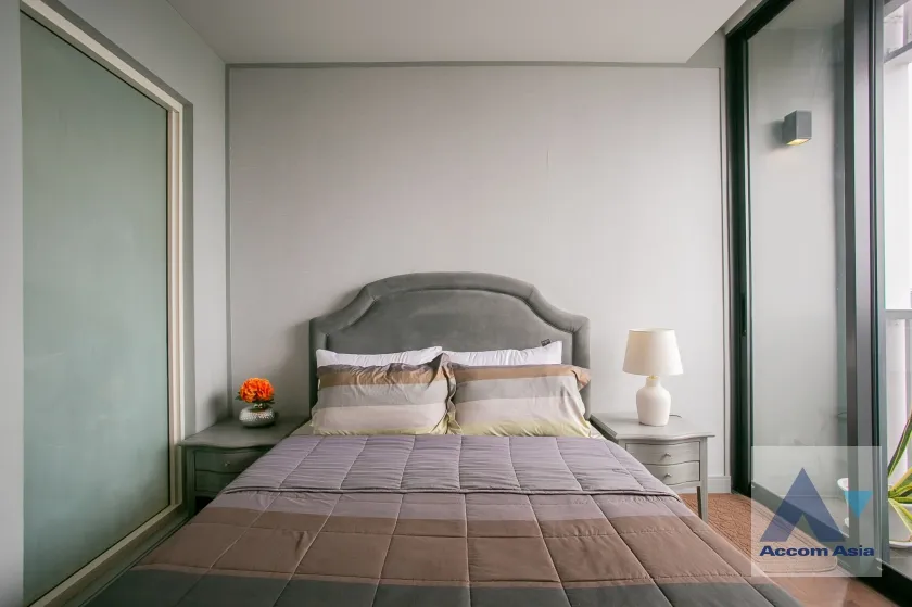 5  1 br Condominium For Sale in Ratchadaphisek ,Bangkok MRT Rama 9 at A Space id Asoke-Ratchada AA36085