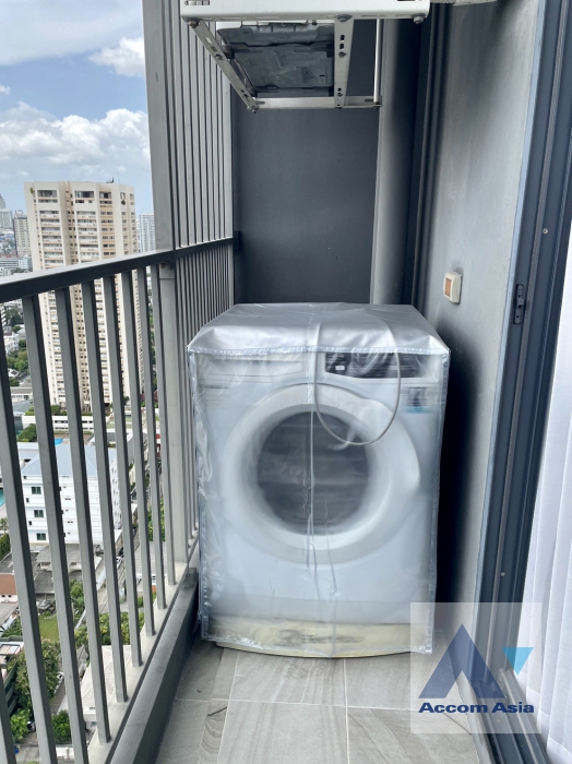 9  1 br Condominium For Rent in Sukhumvit ,Bangkok BTS Ekkamai at C Ekkamai AA36147