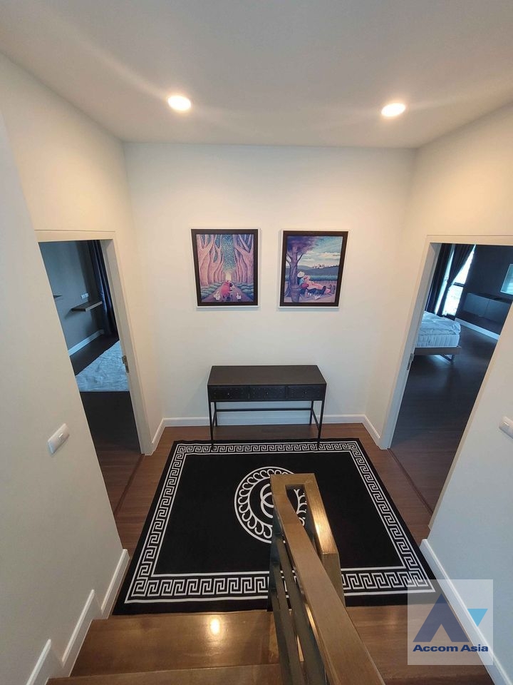  1  3 br House for rent and sale in Pattanakarn ,Bangkok  at House AA36148