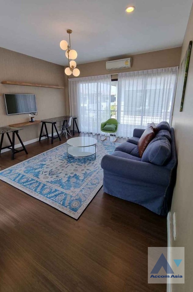 5  3 br House for rent and sale in Pattanakarn ,Bangkok  at House AA36148