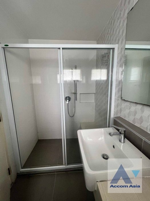 13  3 br House For Sale in Bang Na ,  at Home One  AA36149