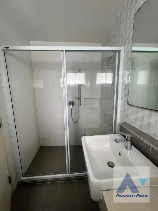 13  3 br House For Sale in Bang Na ,  at Home One  AA36149