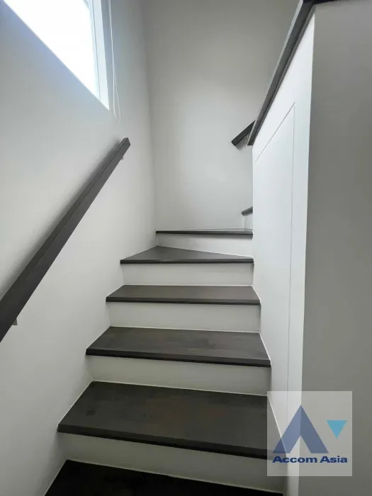 unit 3 Bedrooms  House For Sale in Bang Na, Bangkok  (AA36149)