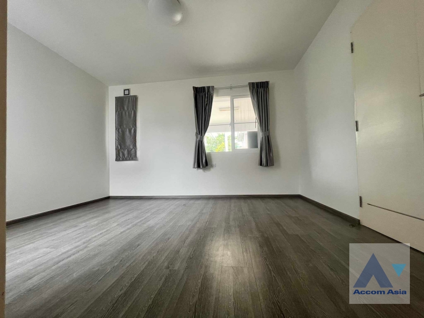 9  3 br House For Sale in Bang Na ,  at Home One  AA36149