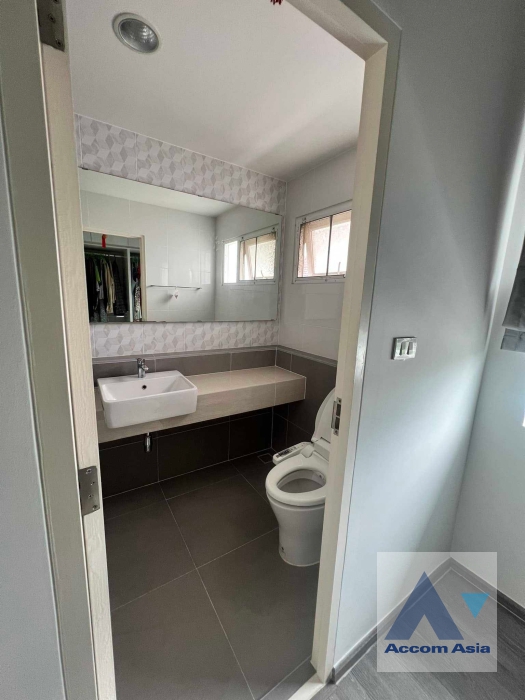 14  3 br House For Sale in Bang Na ,  at Home One  AA36149