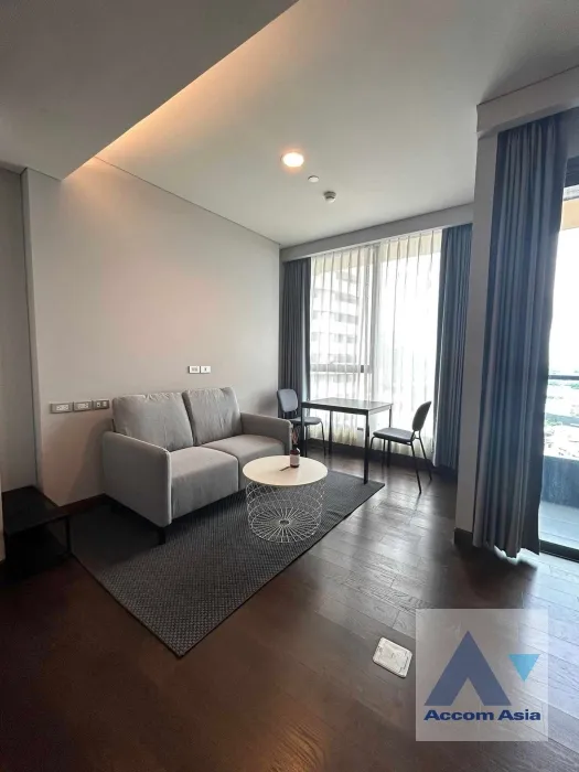 unitThe Lumpini 24