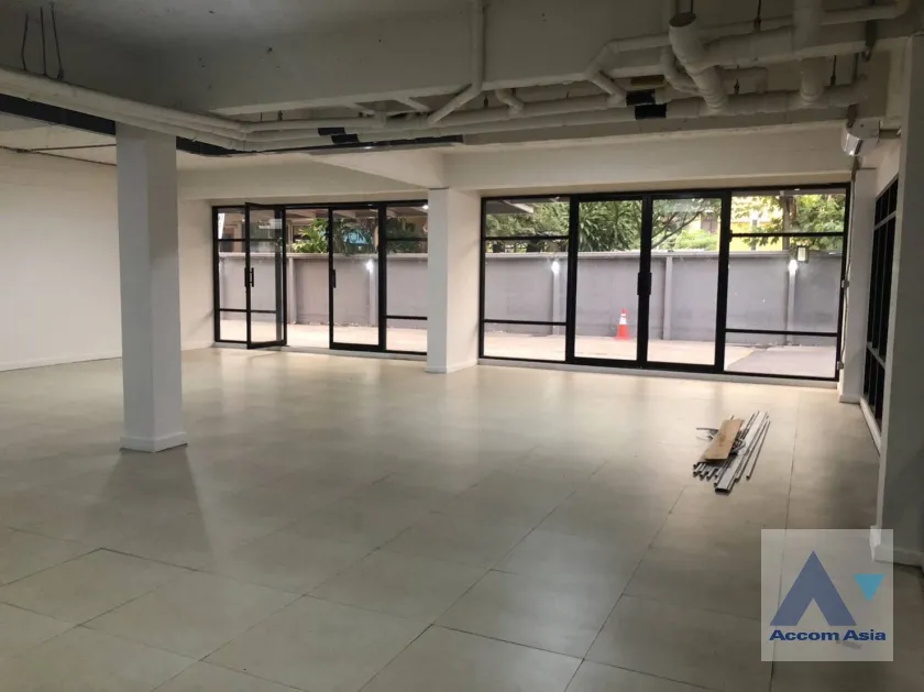  1  Office Space For Rent in Phaholyothin ,Bangkok BTS Saphan-Kwai at Retro One AA36190