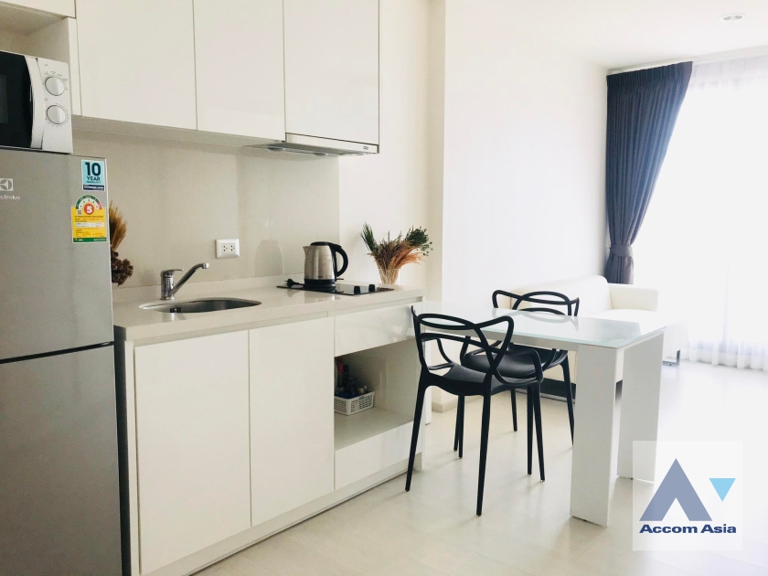  1  1 br Condominium For Sale in Sukhumvit ,Bangkok BTS Ekkamai at Rhythm Sukhumvit 42 AA36199