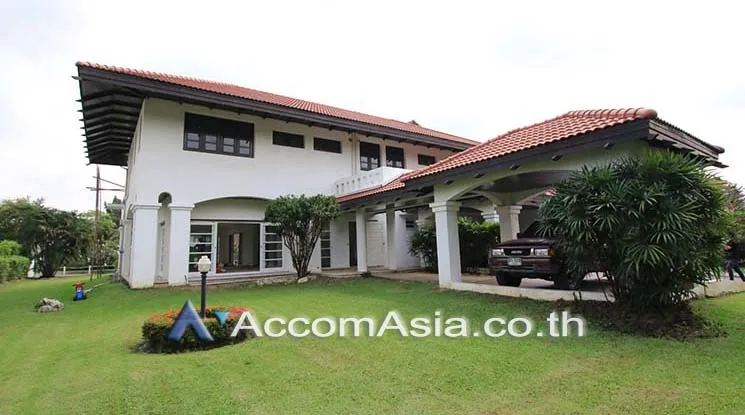 unit 5 Bedrooms  House For Rent in Samutprakan, Samutprakan  near BTS Bang Na (55042)
