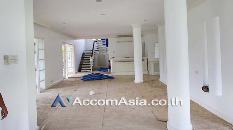 4  5 br House For Rent in Samutprakan ,Samutprakan BTS Bang Na at Lakeside Villa 1 55042