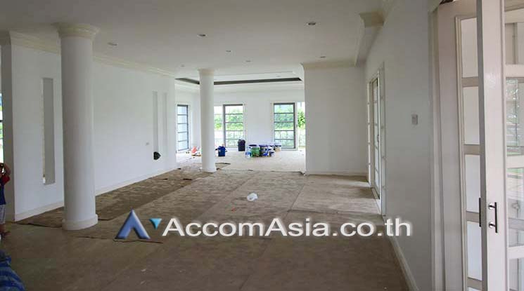 5  5 br House For Rent in Samutprakan ,Samutprakan BTS Bang Na at Lakeside Villa 1 55042