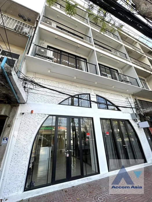 unitOffice, Home Office |  12 Bedrooms  Shophouse For Rent in Ploenchit, Bangkok  (AA36206)