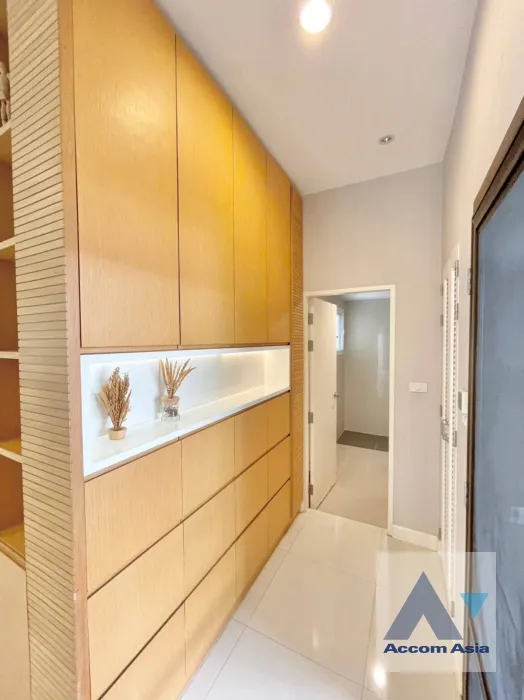 8  3 br House for rent and sale in Bang Na ,Bangkok BTS Bang Na at The City Sukhumvit Bangna AA36213