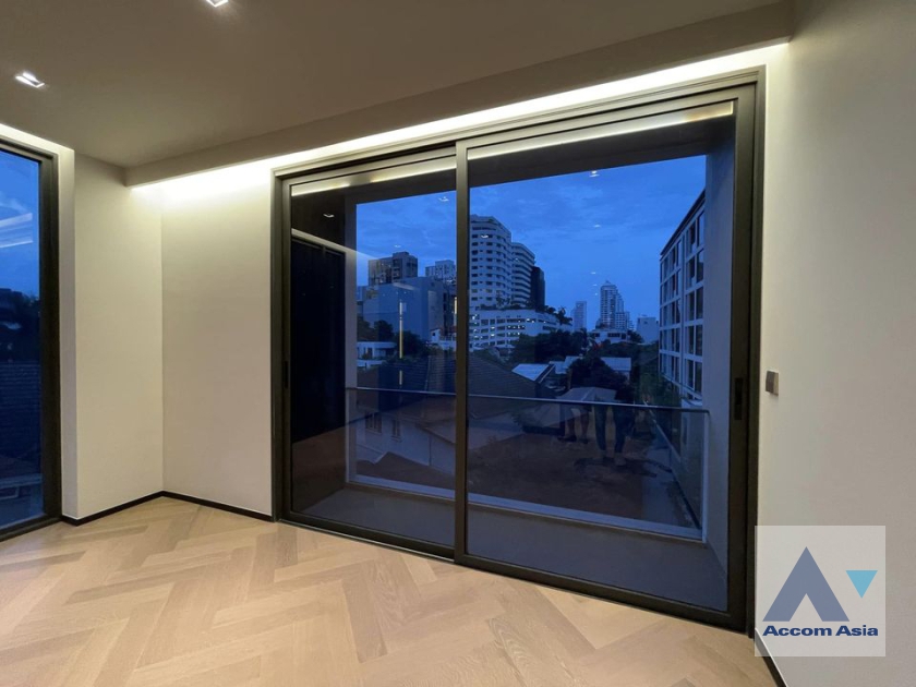 9  1 br Condominium for rent and sale in Sukhumvit ,Bangkok BTS Ekkamai at The Reserve 61 Hideaway AA36226