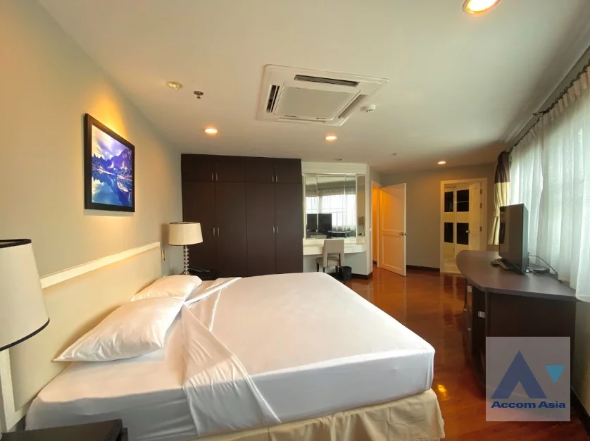 16  4 br Apartment For Rent in Sukhumvit ,Bangkok BTS Phrom Phong at Comfortable for living AA36232