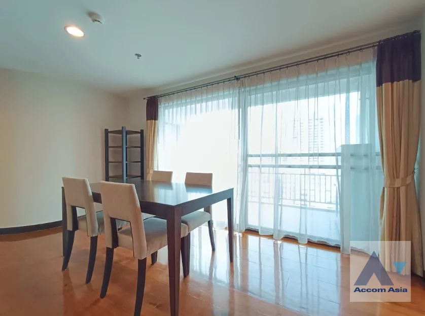 7  4 br Apartment For Rent in Sukhumvit ,Bangkok BTS Phrom Phong at Comfortable for living AA36232