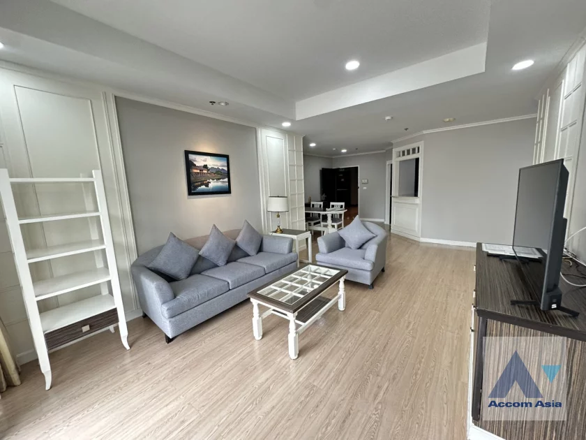 unit 2 Bedrooms  Apartment For Rent & Sale in Sukhumvit, Bangkok  near BTS Phrom Phong (AA36234)