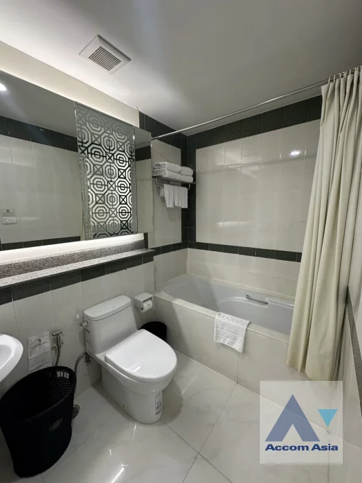 12  3 br Apartment For Rent in Sukhumvit ,Bangkok BTS Phrom Phong at Comfortable for living AA36235