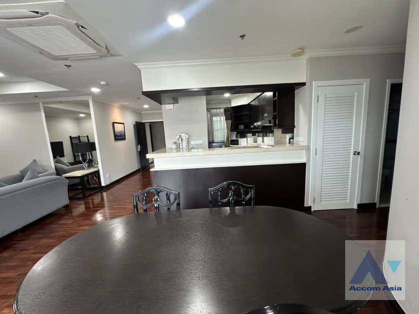 7  3 br Apartment For Rent in Sukhumvit ,Bangkok BTS Phrom Phong at Comfortable for living AA36235