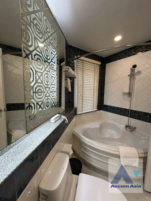 11  3 br Apartment For Rent in Sukhumvit ,Bangkok BTS Phrom Phong at Comfortable for living AA36235