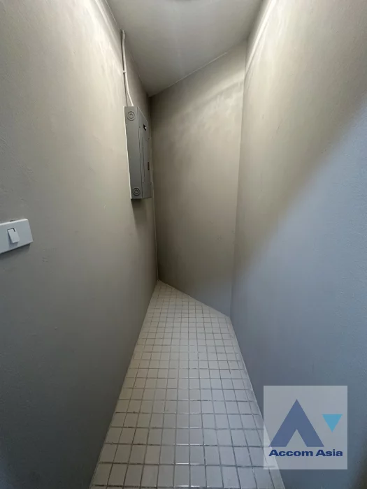 8  3 br Apartment For Rent in Sukhumvit ,Bangkok BTS Phrom Phong at Comfortable for living AA36235