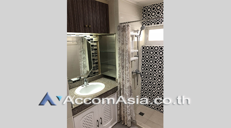  1  2 br Apartment for rent and sale in Sukhumvit ,Bangkok MRT Phetchaburi - BTS Asok at Greenery garden and privacy 15046