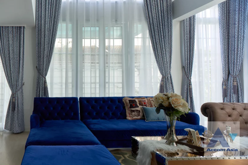  2  3 br House for rent and sale in Bang Na ,Bangkok BTS Bearing at Fantasia Villa 3  AA36253