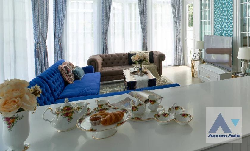 5  3 br House for rent and sale in Bang Na ,Bangkok BTS Bearing at Fantasia Villa 3  AA36253