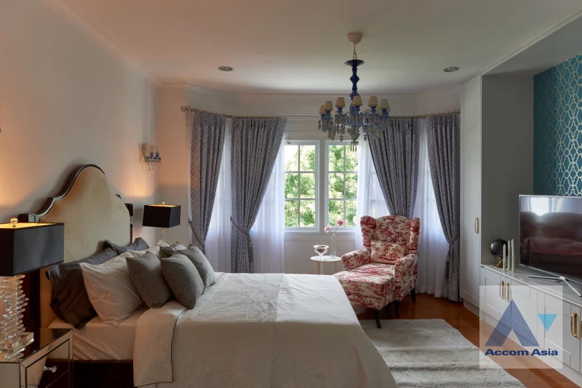 16  3 br House for rent and sale in Bang Na ,Bangkok BTS Bearing at Fantasia Villa 3  AA36253