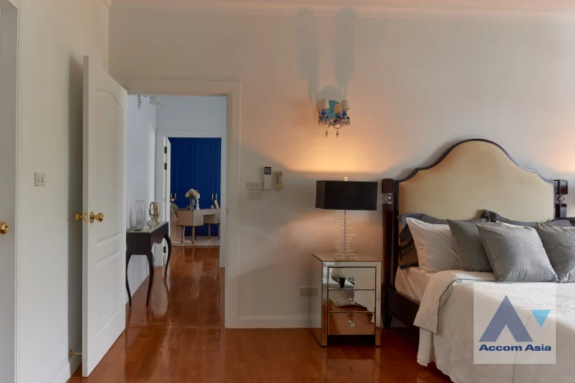 15  3 br House for rent and sale in Bang Na ,Bangkok BTS Bearing at Fantasia Villa 3  AA36253