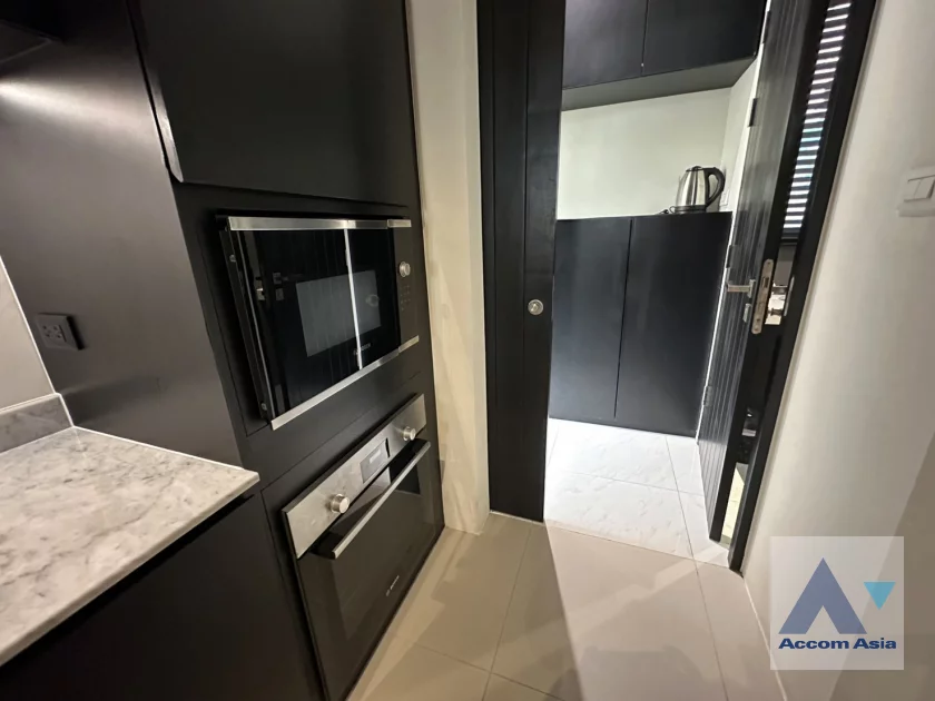10  2 br House For Rent in Ratchadaphisek ,Bangkok MRT Huai Khwang AA36259