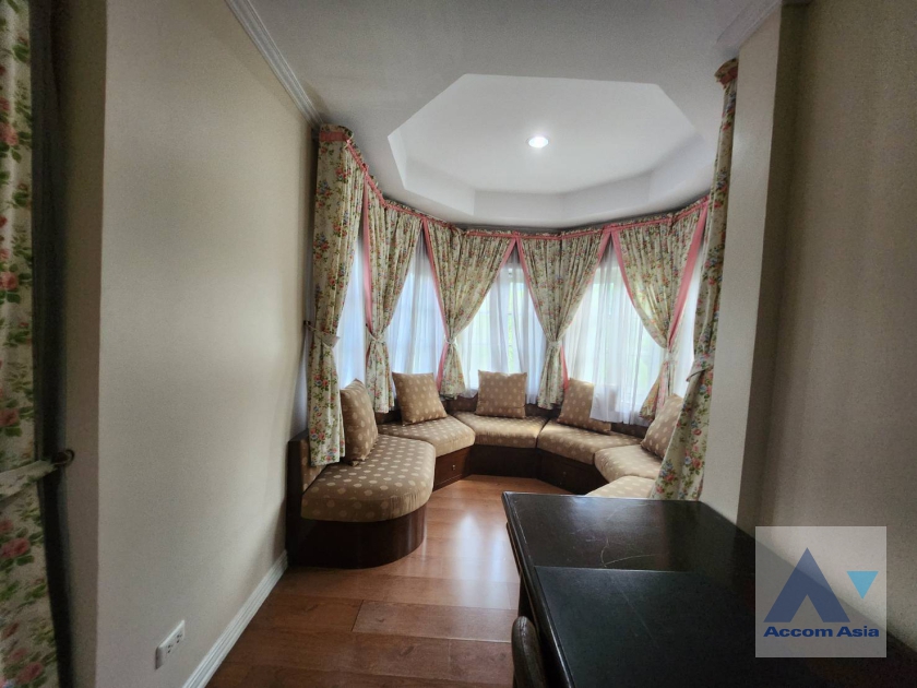 5  3 br Townhouse for rent and sale in Bang Na ,Bangkok BTS Bearing at Fantasia Villa 2 AA36261