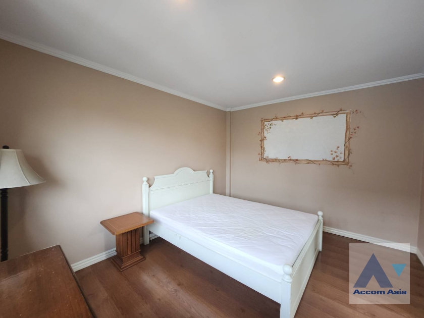 18  3 br Townhouse for rent and sale in Bang Na ,Bangkok BTS Bearing at Fantasia Villa 2 AA36261