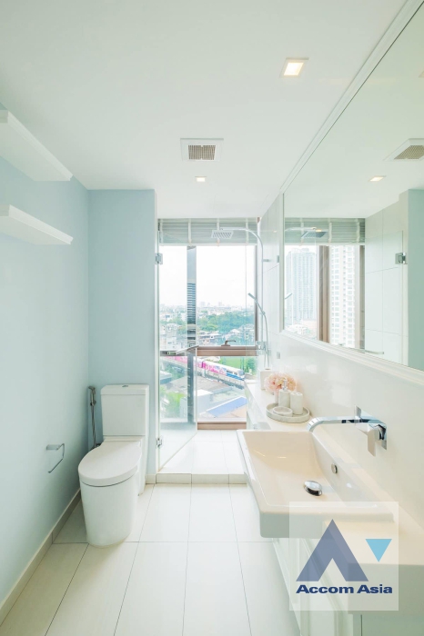 5  1 br Condominium For Sale in Sukhumvit ,Bangkok BTS Ekkamai at The Lofts Ekkamai  AA36263