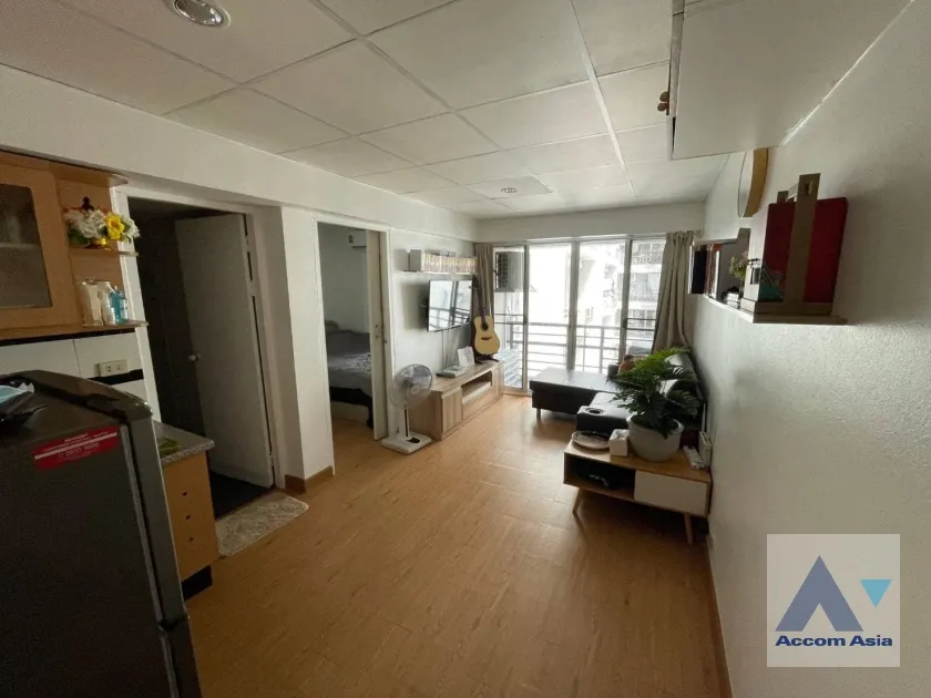 unitTawanna Residence 1