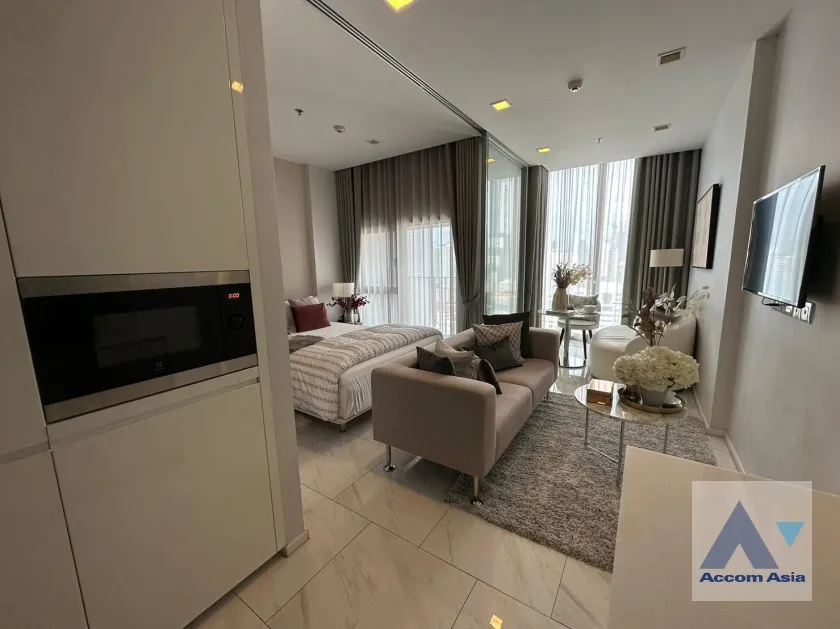 8  1 br Condominium For Sale in Sukhumvit ,Bangkok BTS Nana at HYDE Sukhumvit 11 AA36302