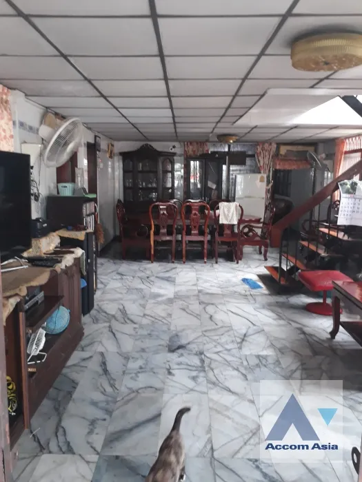 unit 5 Bedrooms  House For Sale in Latkrabang, Bangkok  near ARL Hua Mak (AA36318)