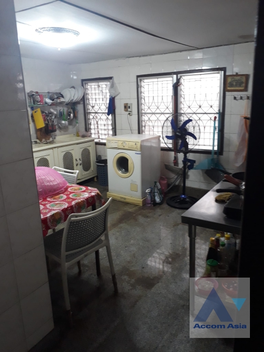 5  5 br House For Sale in Latkrabang ,Bangkok ARL Hua Mak AA36318