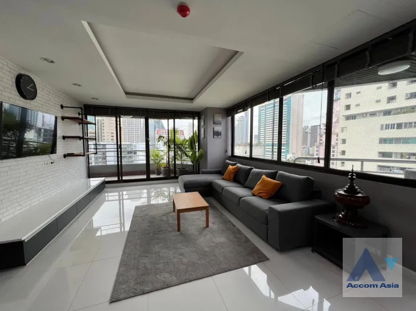 Fully Furnished |  Lake Avenue Condominium  2 Bedroom for Sale & Rent BTS Asok in Sukhumvit Bangkok