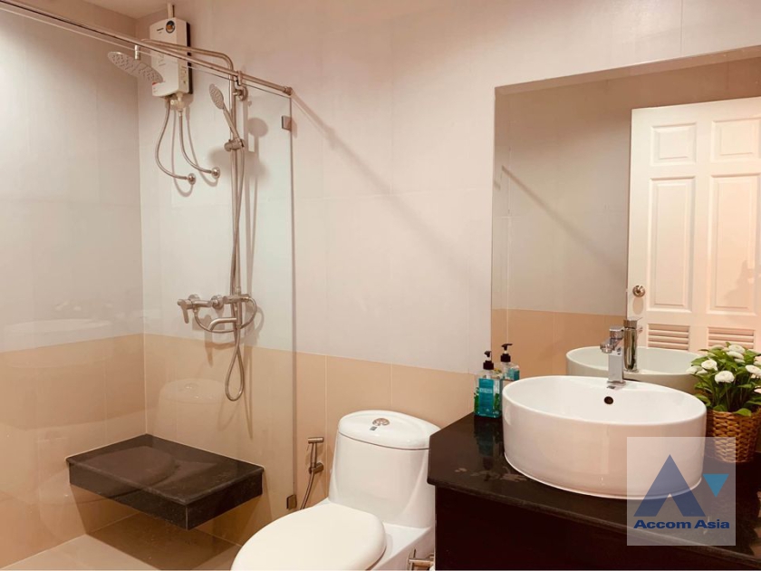 14  2 br Condominium For Rent in Sukhumvit ,Bangkok MRT Phetchaburi at Sukhumvit Living Town AA36346