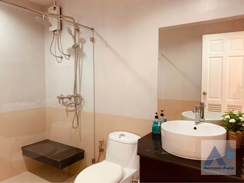 14  2 br Condominium For Rent in Sukhumvit ,Bangkok MRT Phetchaburi at Sukhumvit Living Town AA36346