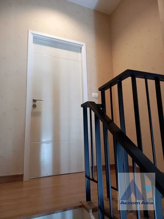 9  3 br Townhouse For Sale in Pattanakarn ,Bangkok ARL Hua Mak at House AA36362