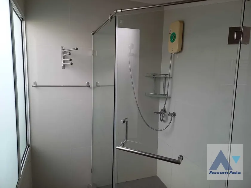 14  3 br Townhouse For Sale in Pattanakarn ,Bangkok ARL Hua Mak at House AA36362
