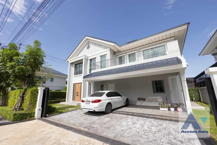 unit 4 Bedrooms  House For Sale in Samutprakan, Samutprakan  (AA36367)